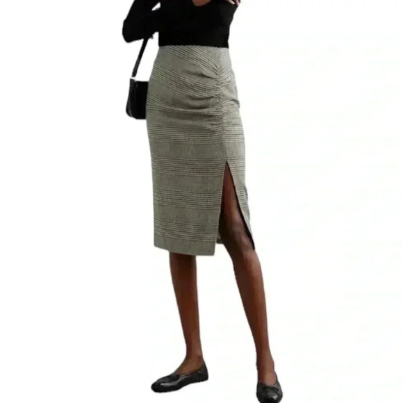 Veronica Beard Tamic Ruched Houndstooth Checked Pencil Skirt Sz. 10 - Picture 1 of 6